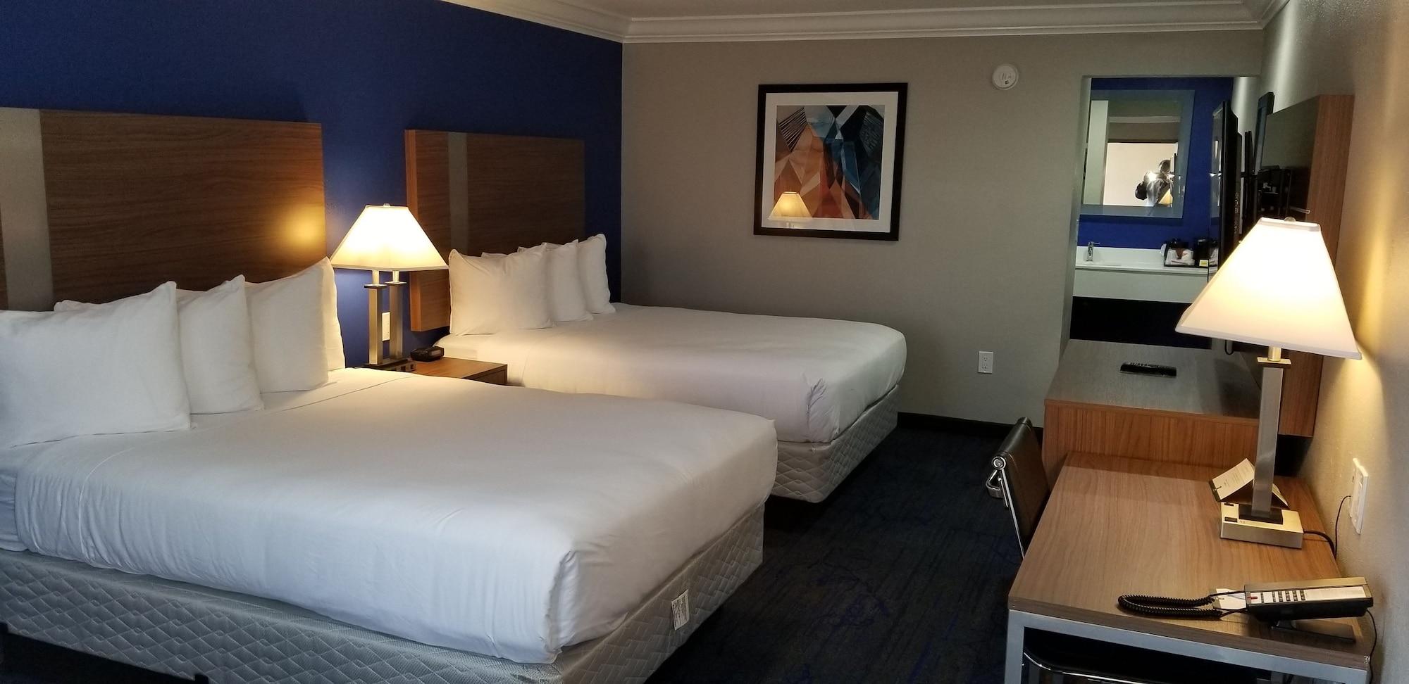 Quality Inn & Suites Vacaville Exteriör bild